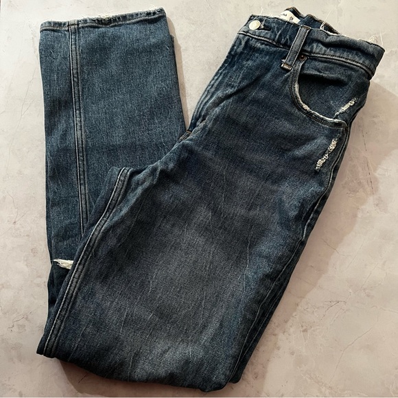 Abercrombie & Fitch Ultra High Rise 90s Straight Jean Distressed 28/6S
